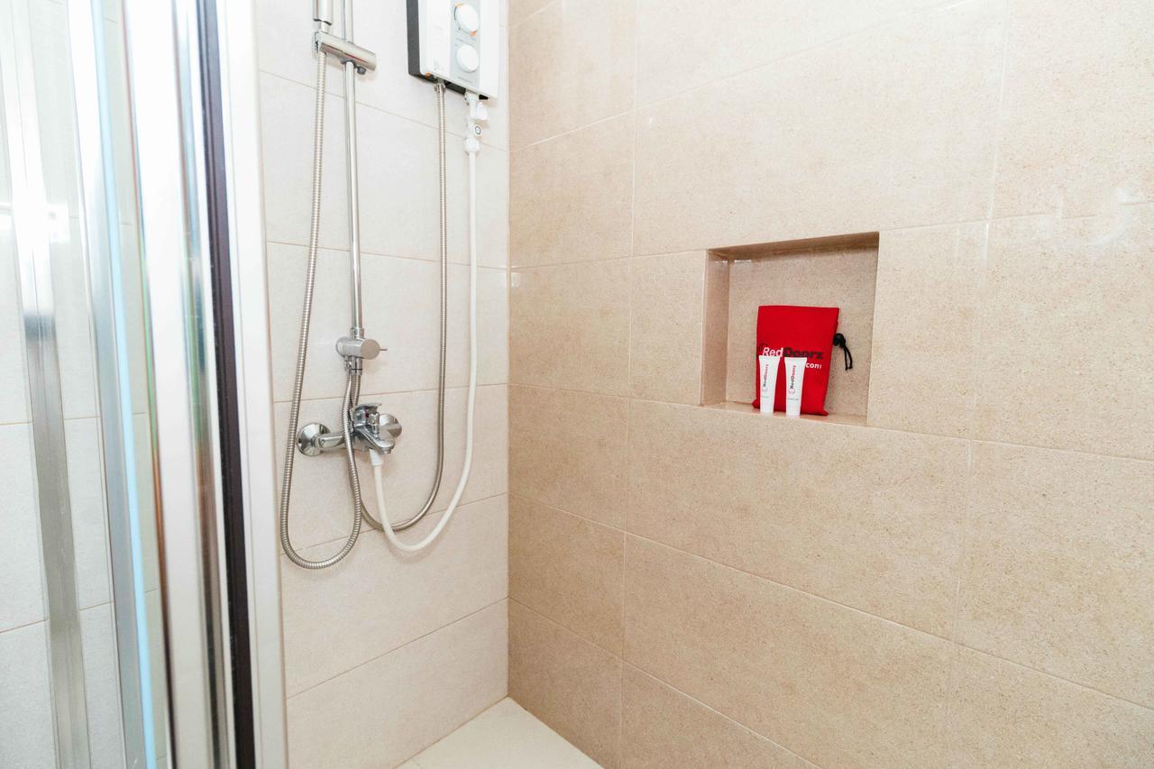 Reddoorz Premium @ Sampaloc Makati Hotel Makati City Luaran gambar