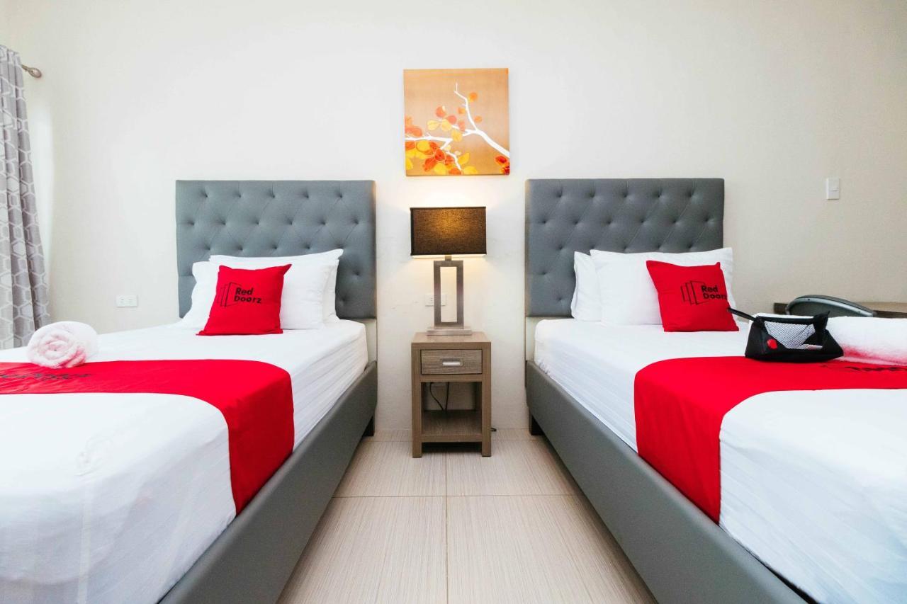 Reddoorz Premium @ Sampaloc Makati Hotel Makati City Luaran gambar