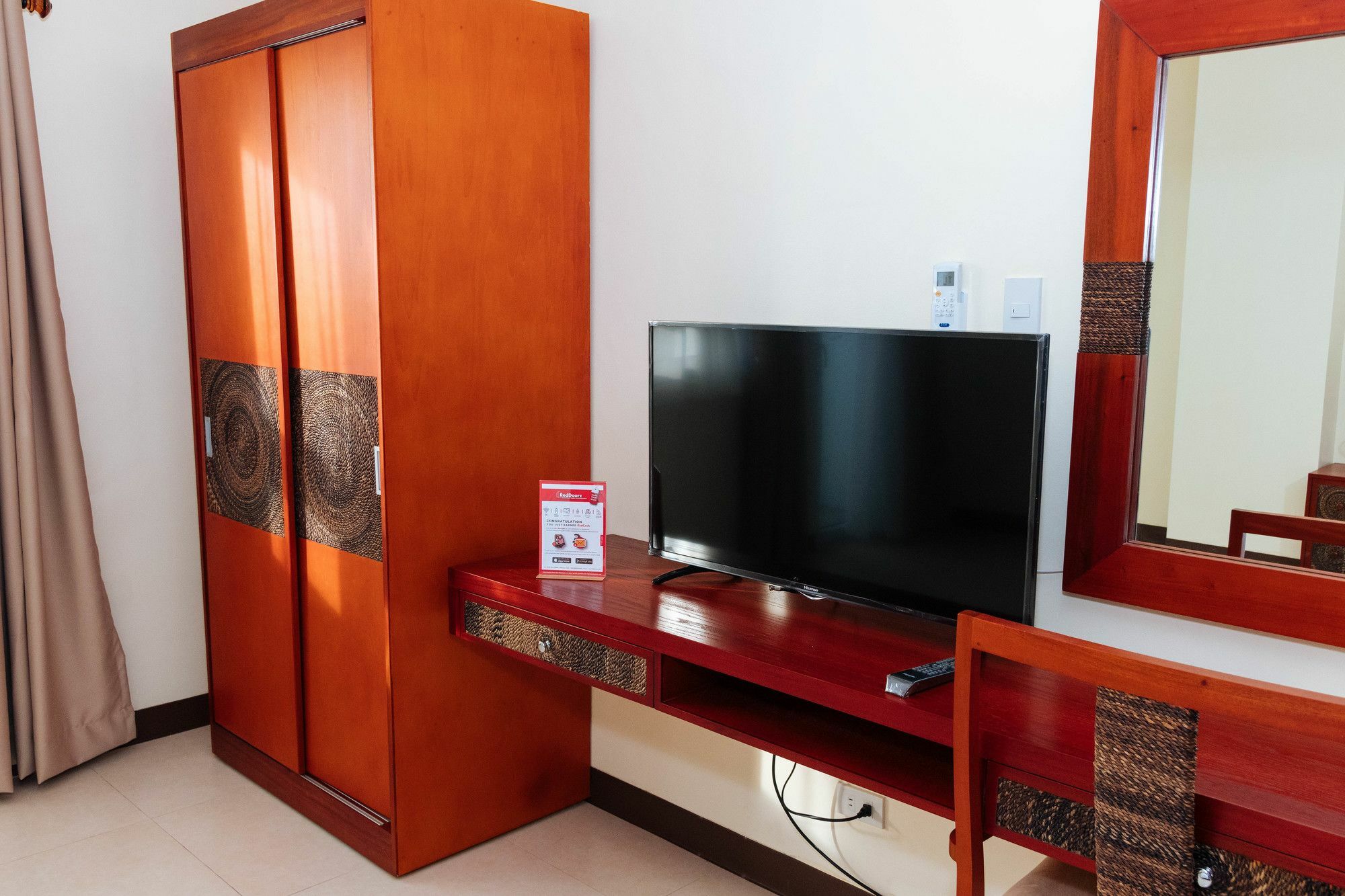 Reddoorz Premium @ Sampaloc Makati Hotel Makati City Luaran gambar